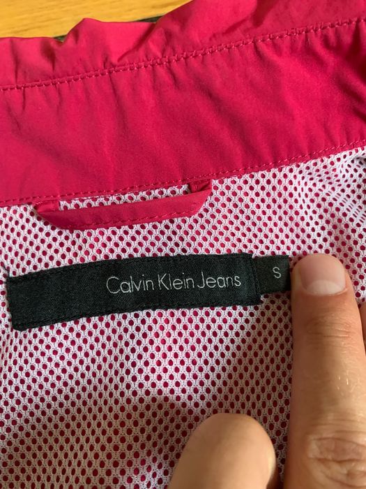 Обалденная женская куртка ветровка Calvin Klein Jeans оригинал