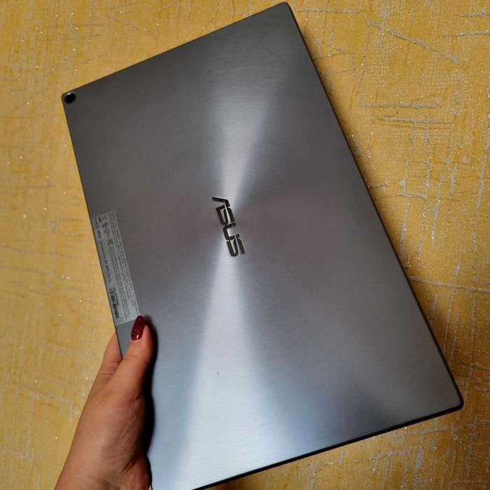 Монітор Asus MB16AC