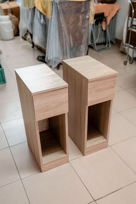 Conjunto de 2 mesas de cabeceira