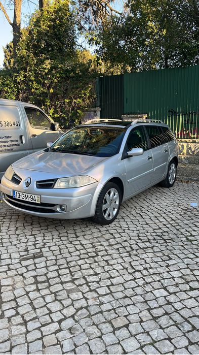 Vendo megane 2008 com junta queimada