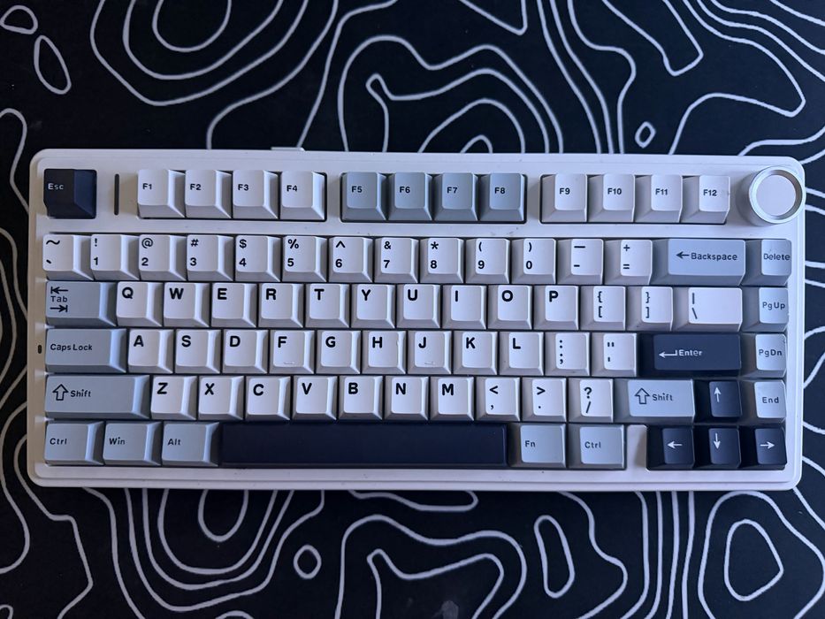 aula f75 klawiatura
