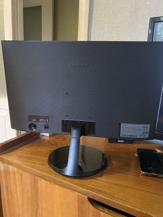 Продам монитор  рабочий