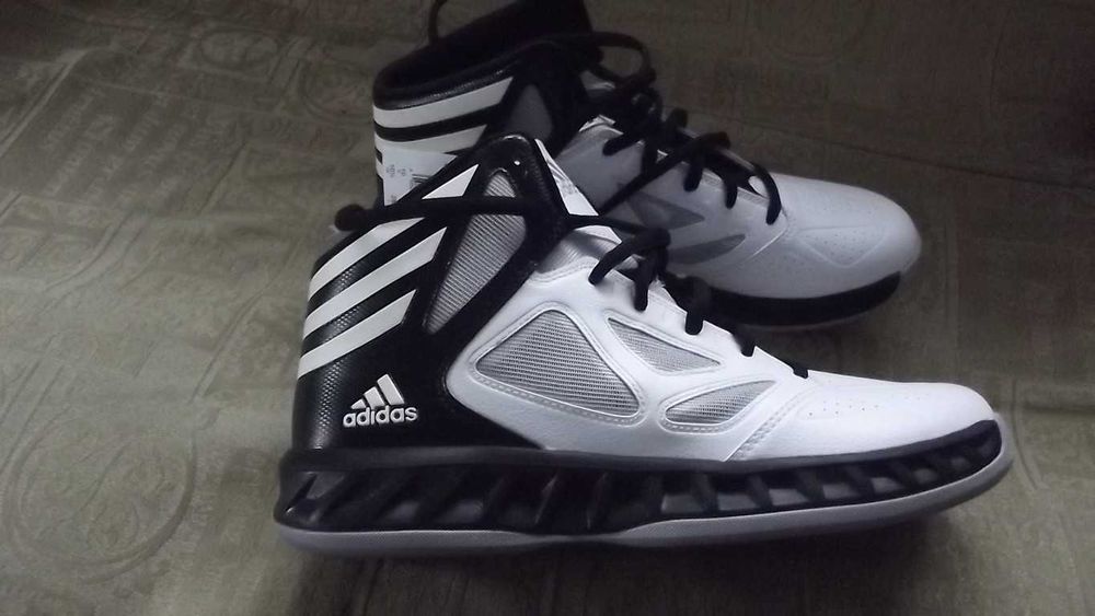 Adidas buty nr 44 2/3
