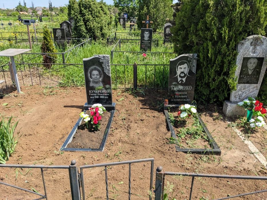 Профессиональный уход за могилами. Реставрация и установка памятников