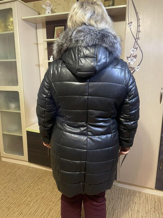 Зимняя женская кожаная куртка куртка