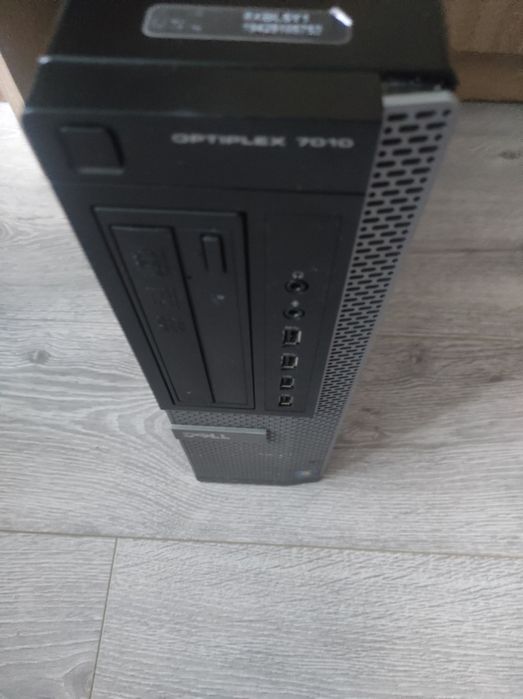 Komputer stacjonarny Rx550 + głośniki,mikrofon,sluchawki   w gratisie