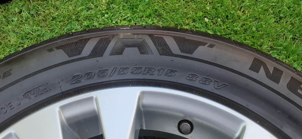 Felgi Toyota Auris z oponami letnimi
