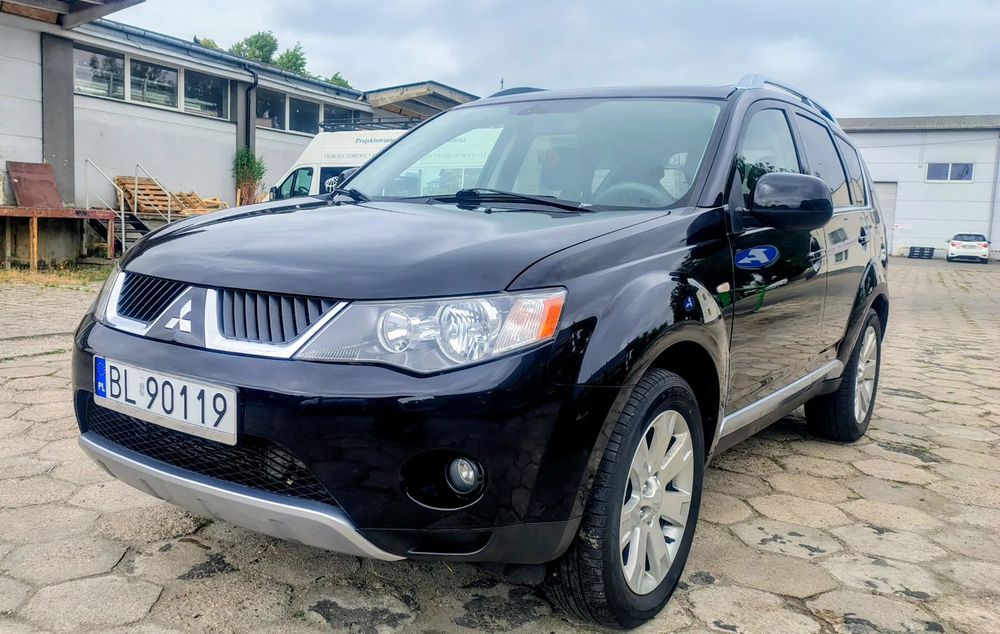 Mitsubishi Outlander Mitsubishi Outlander II 2.0 DI-D  | 2008 | Przebieg 124 000 km