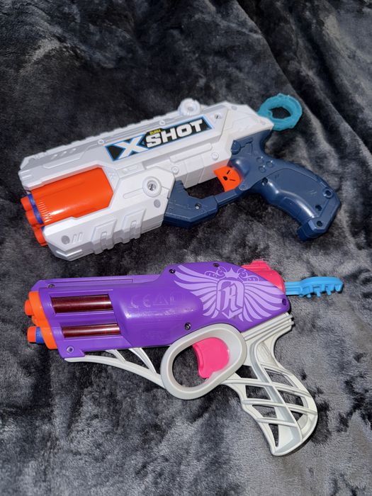 Пістолети Nerf лотом