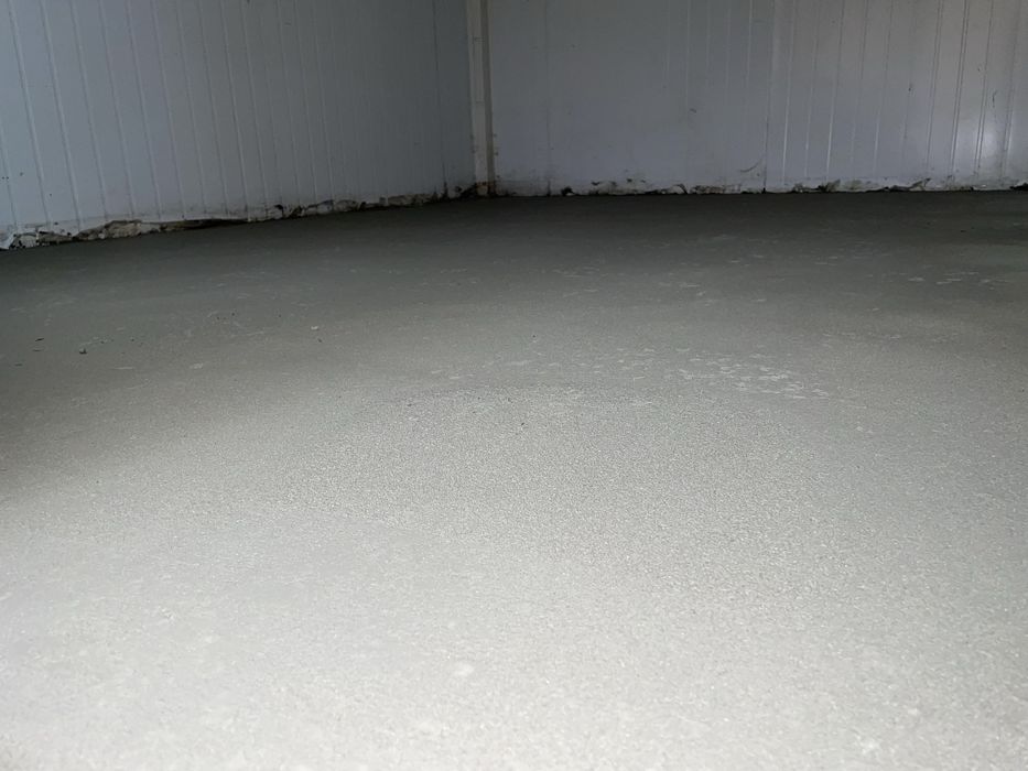 Бетонна напівсуха стяжка підлоги