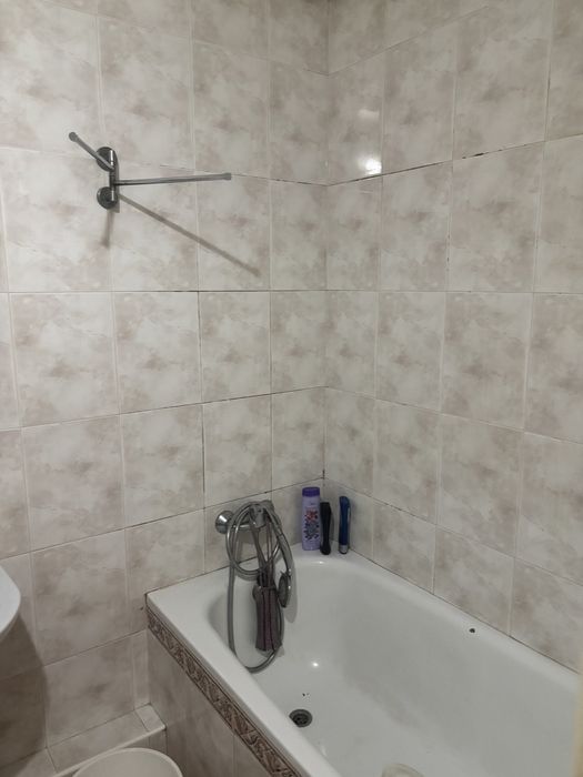 Продаж 1 к 6/9 вул Глісерна