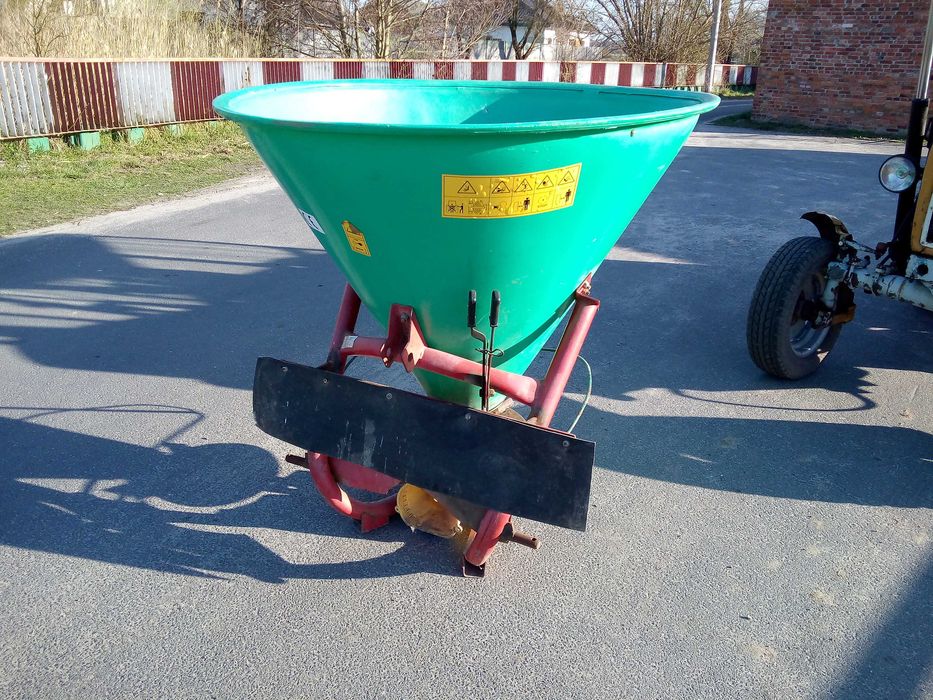 Opona OPNY do ciągnika 18 4 r 38. części 825