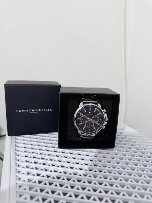 Vendo Relogio Tommy Hilfiger