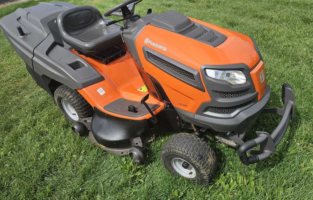 Kosiarka traktorek husqvarna