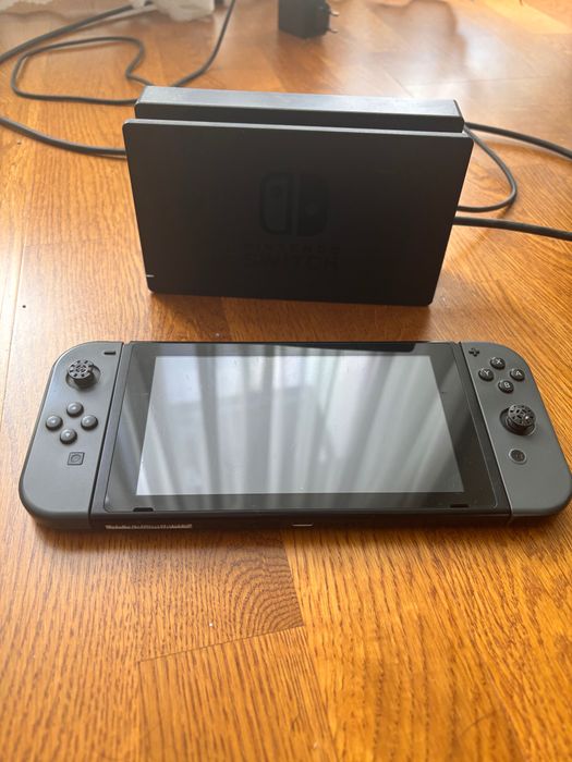 Ігрова приставка Nintendo Switch