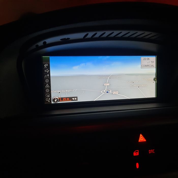 BMW BMW 318d apenas 160000kms em bom estado