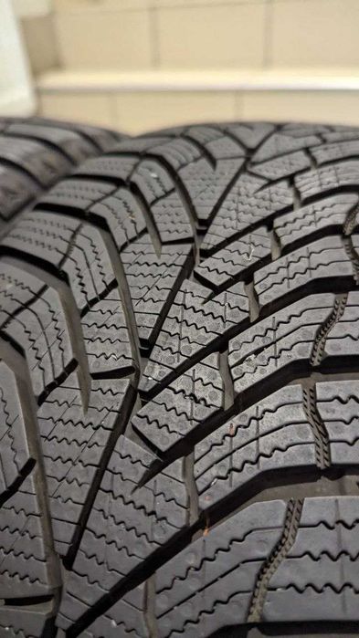 Шини 205/45 R17 88V Kumho WinterCraft WP52