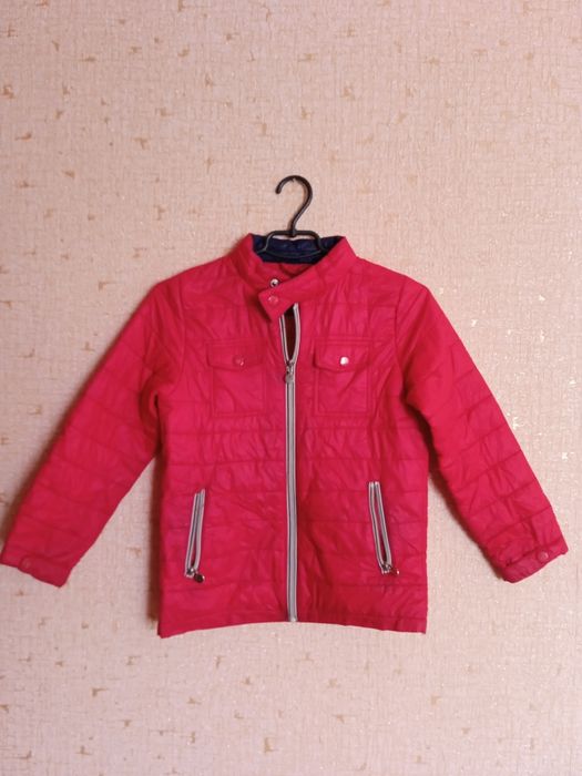 Продам модний одяг недорого.розміри M XL.