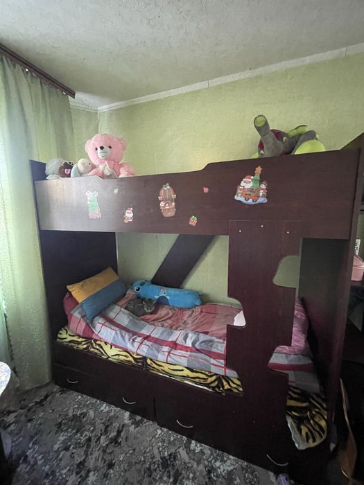 Кровать двухьяросная