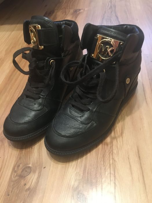Buty zimowe damskie czarne
