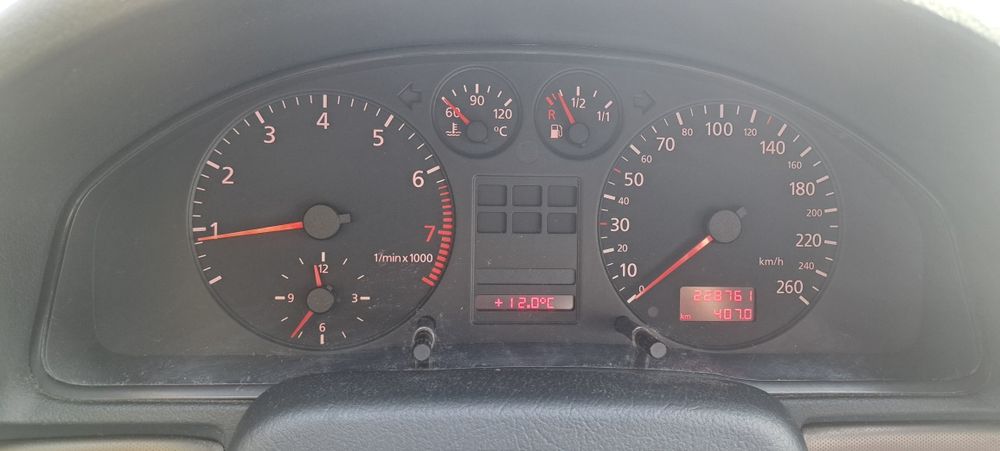 Audi A4 B5 1.8 Benzyna