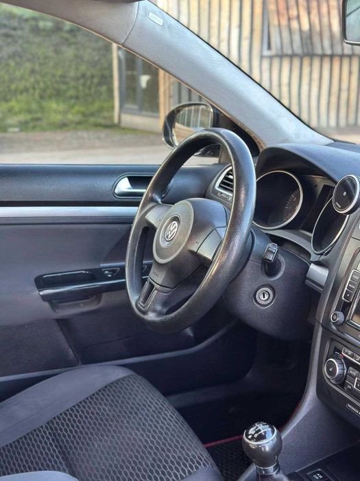 Продам Volkswagen Golf VI Variant 2010 года
