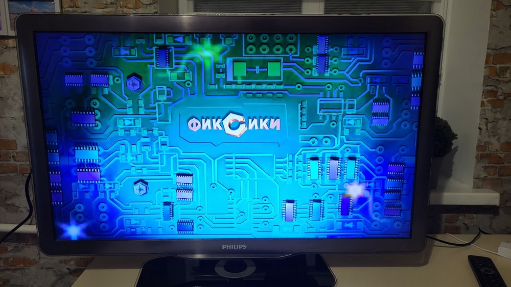 Телевізор          Philips 37PFL7605H Ambilight 37