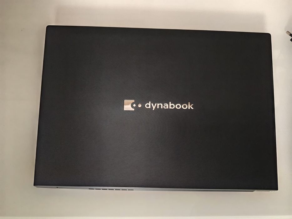 Toshiba Dynabook / i3-10110U  / 16GB RAM / NVMe 256GB