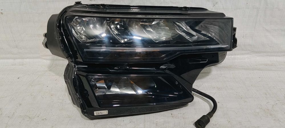 Lampa Prawa Led Przód Skoda Karoq Idealna