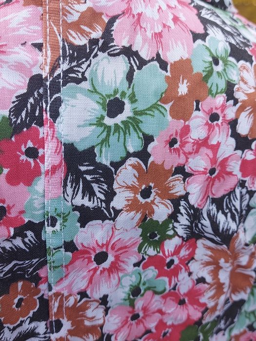 Fartuch damski rozmiar M/L Nowy