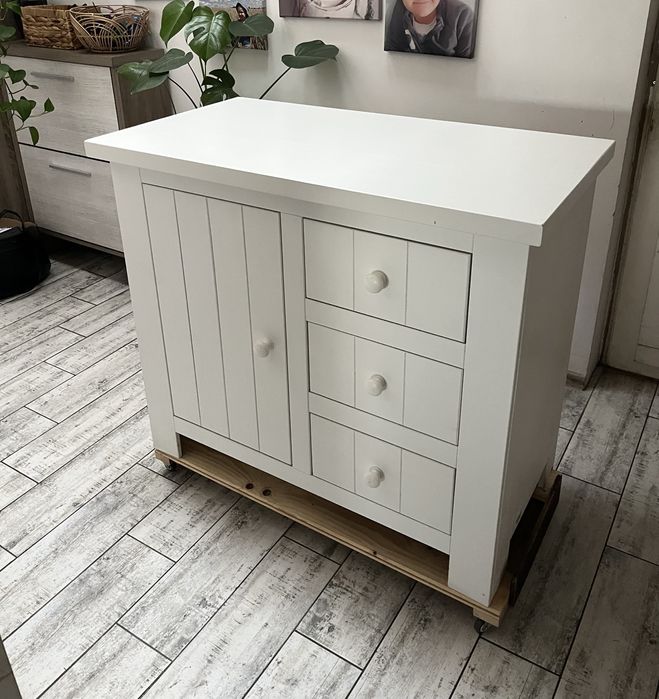 Komoda biała lite drewno Pinio