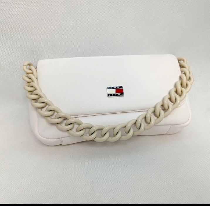 Tommy Jeans Torebka Damska Biała Łańcuch Listonoszka Logo Casual Mała