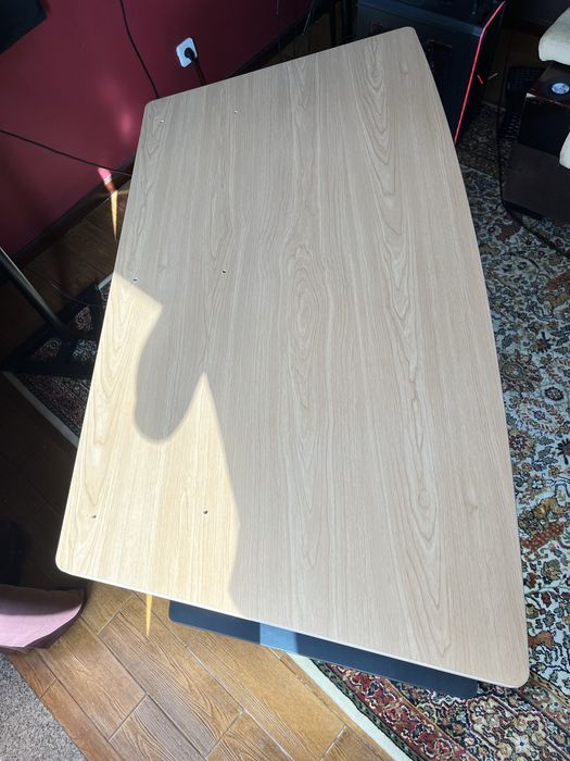 Studio Desk64752176523010121