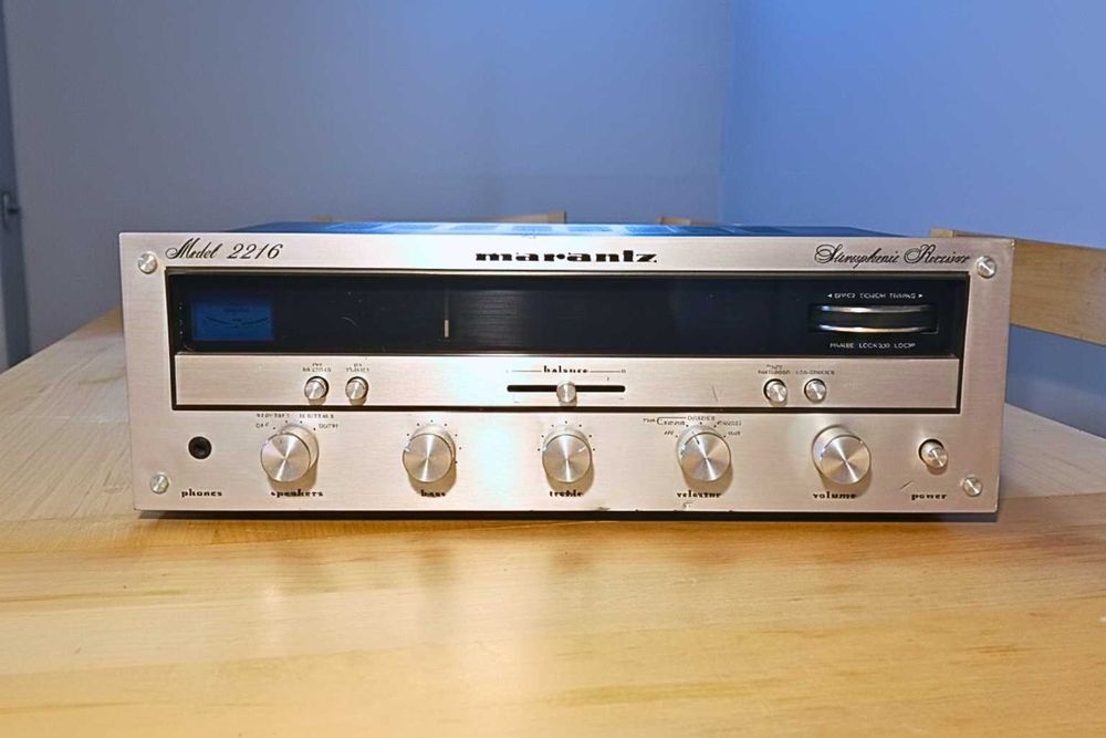 Amplituner Stereo Marantz 2216