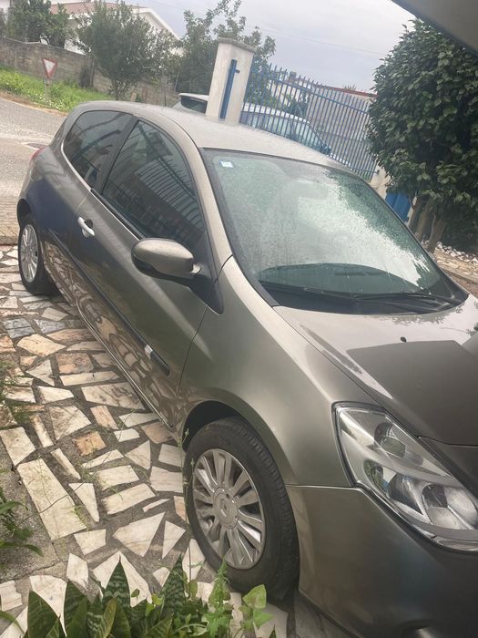 Vendo Reno CLIO 2010