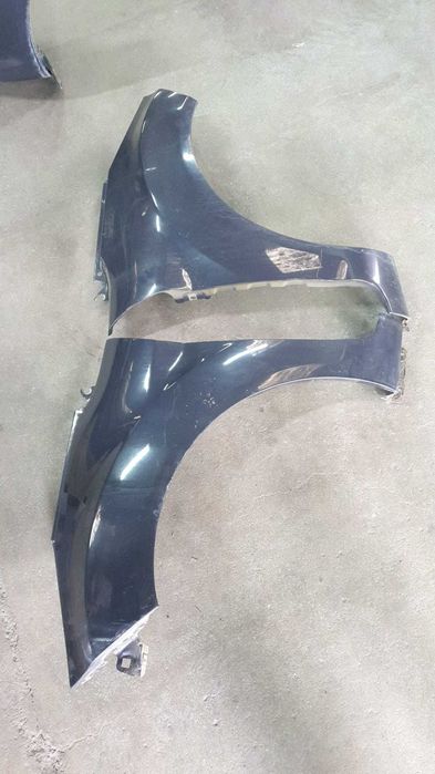 Ford Fiesta mk6 guarda lamas cava roda farois nevoeiro.