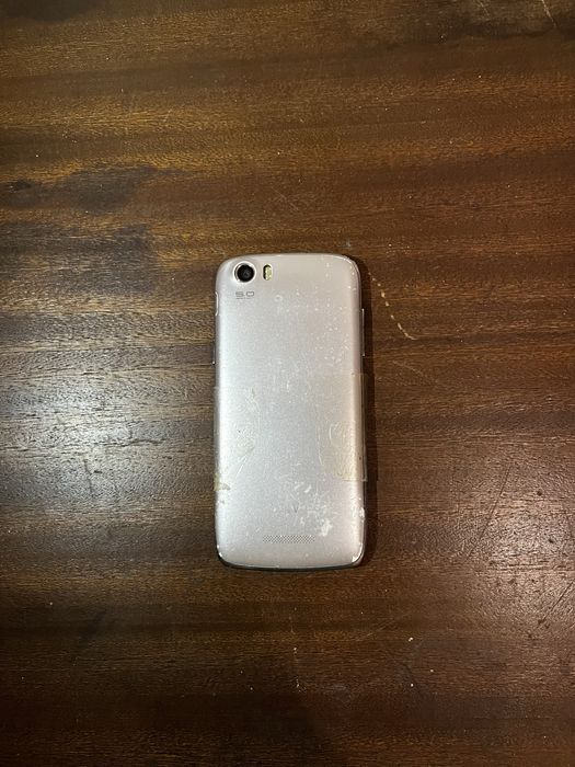 Смартфон fly iq4405