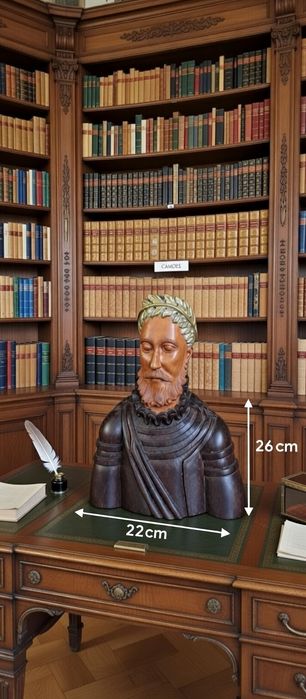 Busto Artesanal de Camões – Madeira Maciça, Década de 1970