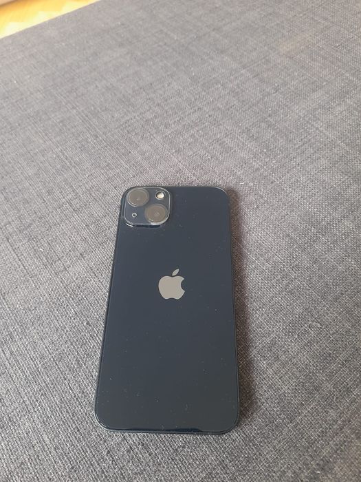 iPhone 13 128GB Midnight.