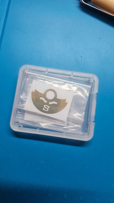 S Rotor Sticker Dourado para Movimentos NH