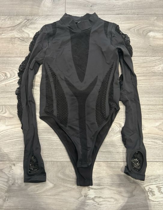 Siateczkowe body ZARA