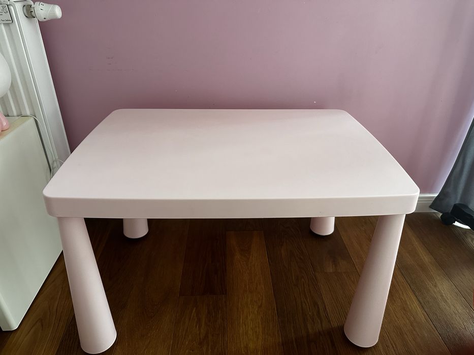 Stolik i krzesełko MAMMUT -IKEA