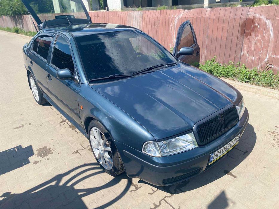 SKODA Octavia Tour