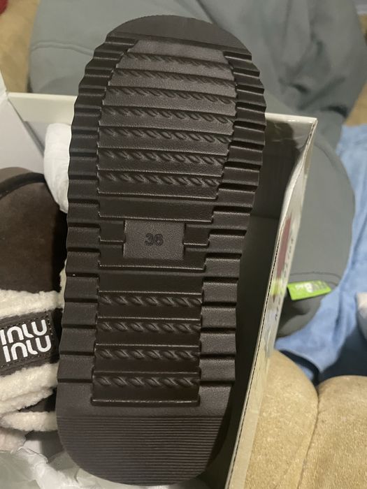 Взуття .тапочки зручні