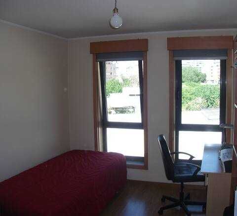 Apartamento T2 (junto ao rio Douro - Porto)