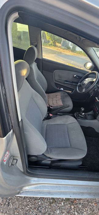 Seat Ibiza 1.4  Comercial – 2003 - Avariado