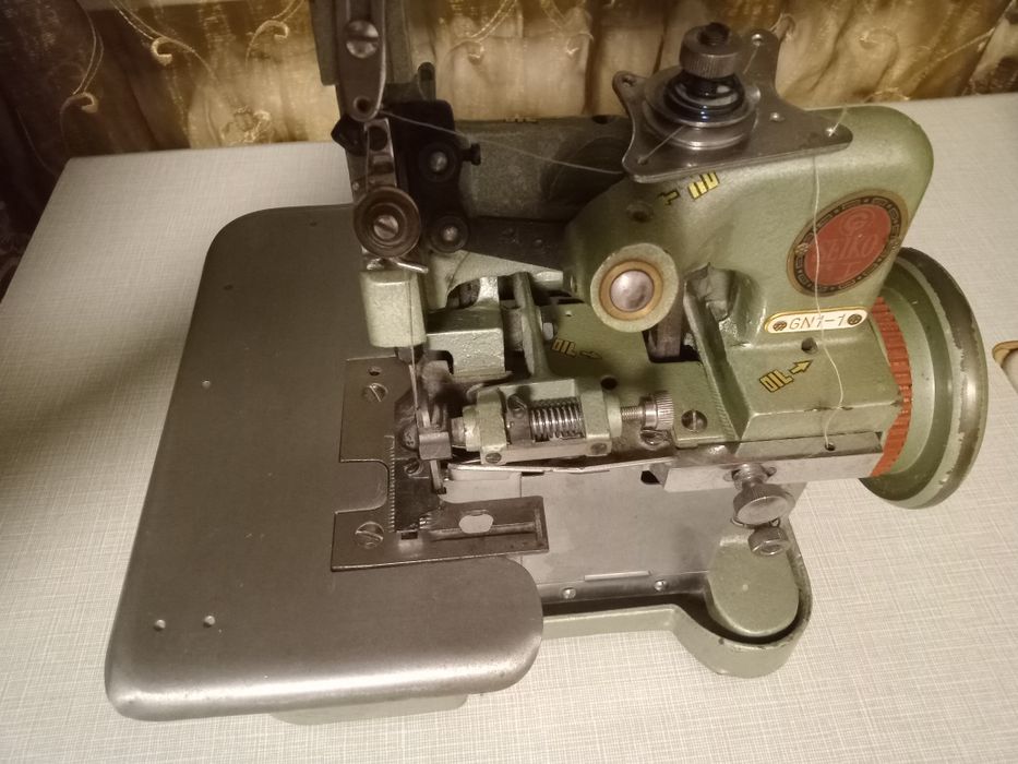 Оверлок б/у GN1-1