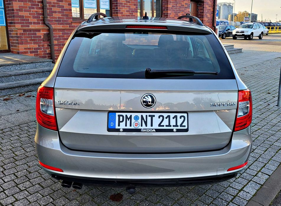 Nówka Skoda SuperB LIFT Alu LED XENON 1 Właściciel Webasto.