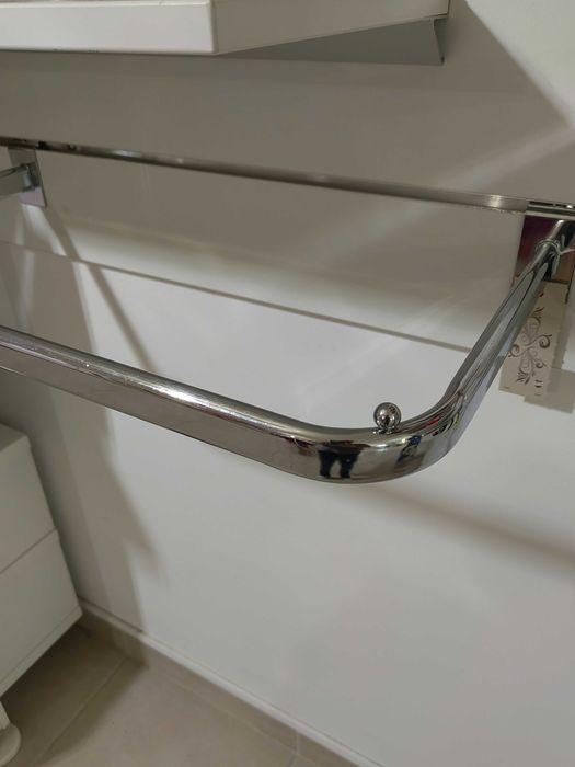 Suporte para roupa para lojas