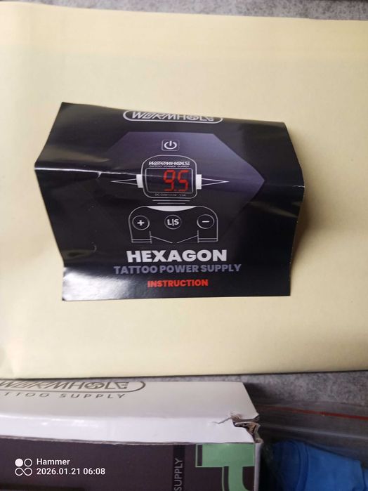 Urządzenie do robienia tatuażu Wormhole